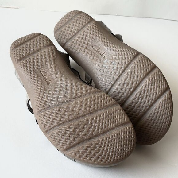 CLARKS Elizabelle Sea Pewter Metallic Sandals Strappy Flats - Picture 10 of 10